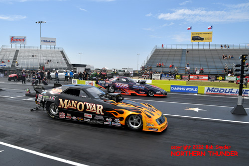 Shayne Lawson - 'Man O' War' (near lane) vs 
Lance Van Hauen - 'VHB Racing' (far lane)